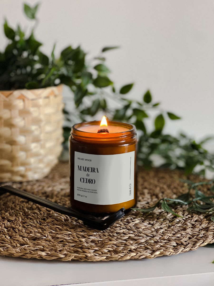 Liora Velvet Wood – Premium Wood Wick | 200g Soy Wax